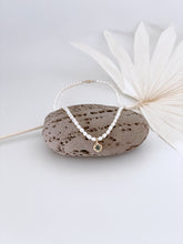 Load image into Gallery viewer, Darya Pearl Collar with a Sapphire Pendant