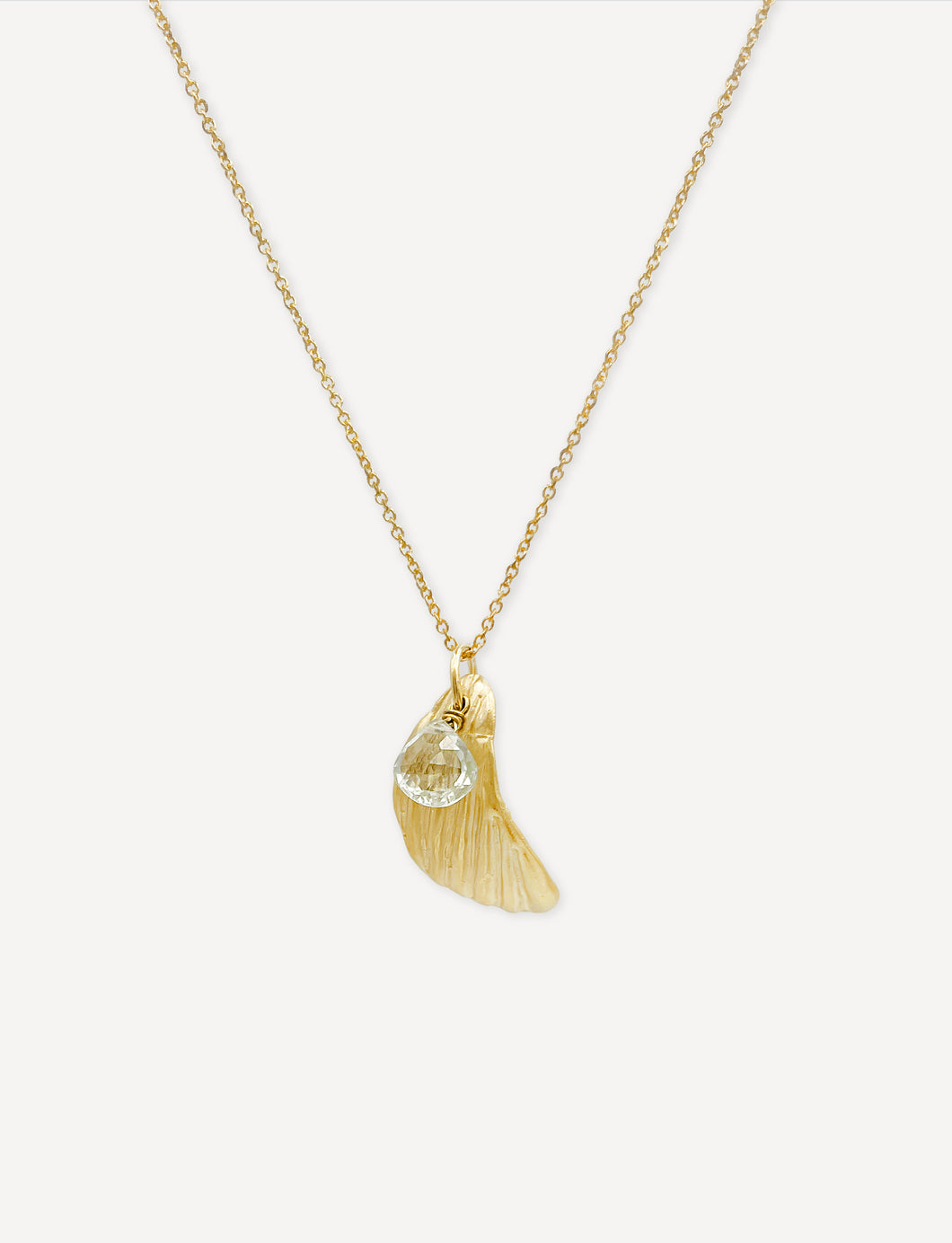 Concha Pendant Necklace